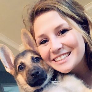 Meet your Posher, Bailey